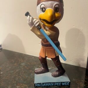 Padawan Pee Wee Figurine with Blue Lightsaber